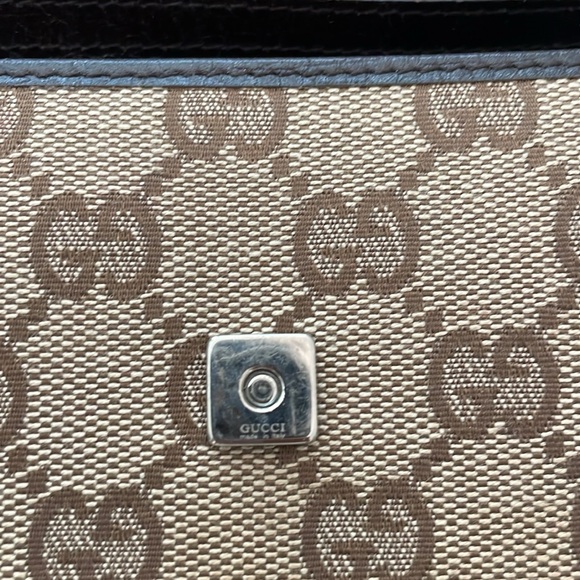 VINTAGE GUCCI GG CANVAS BAMBO BAR CLUTCH - Picture 7 of 10